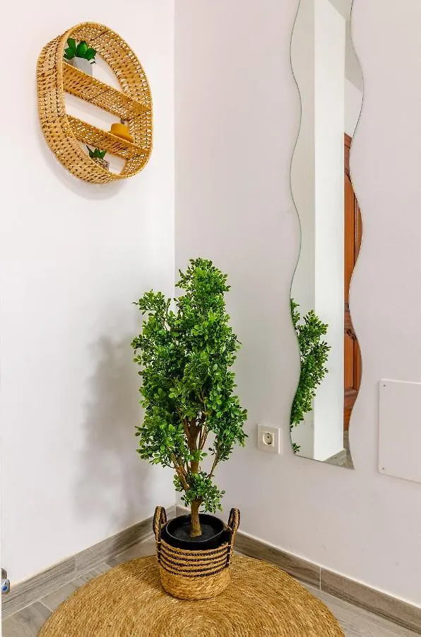 Wintowinrentals Your Home Steps From The Center Málaga 0*,